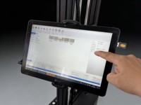 Encuentra una máquina de impresión de pared similar a la impresora vertical UV 3D para imprimir en paredes/impresora digital de inyección de tinta para pintar fondos de pared en 3D con barniz.