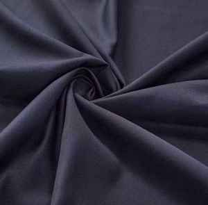 Tissu sergé sophistiqué 80 % polyester 20 % viscose pour chinos modernes et jupes de carrière élégantes - Product Image 2