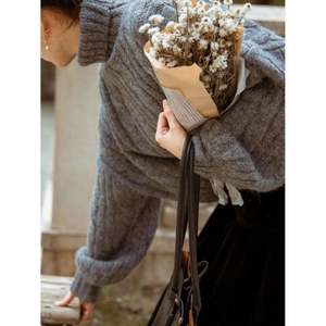 Suéter de acrílico Retro francés para mujer, Top corto de cuello alto gris, ajuste trenzado holgado, grueso, Otoño Invierno, diseño informal de cuello redondo - Product Image 6