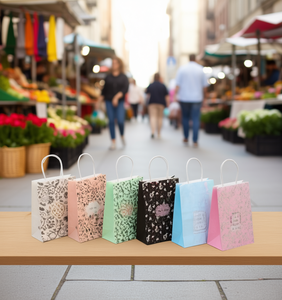 Borsa per la spesa media 30-50 cm in tessuto non tessuto con manico fustellato e design fantasia per uso quotidiano - Product Image 2