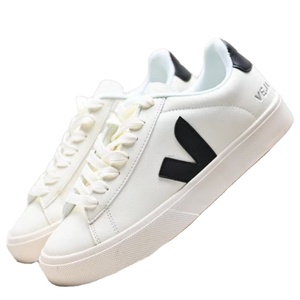 Chaussures de sport et de loisirs classiques en forme de V pour hommes et femmes, respirantes, avec semelle intermédiaire en mesh et empeigne en cuir PU, tendance et à la mode - Product Image 4