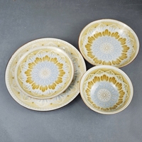 Offre Spéciale : Service de Table en Porcelaine 24 Pièces – Assiettes en Céramique à Motif Floral avec Impression par Tampon