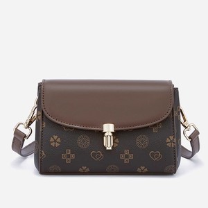 Elegante Bolso de Mensajero con Solapa de Cuero PU Marrón con Patrón de Presbicia, Diseño Vintage de Lujo para Mujer, Impermeable, Compacto y Ligero - Product Image 2
