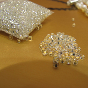 Cuentas de mijo transparentes de 2.5mm de marcas independientes, accesorios de joyería para la fabricación de pulseras - Product Image 1