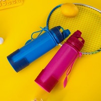Bouteille de sport pliable en silicone platine écologique promotionnelle. Carafe à eau télescopique de 500 ml, légère et portable
