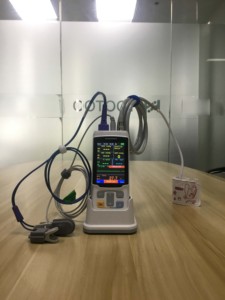 Monitor Médico <span class=keywords><strong>de</strong></span> Pacientes MT MEDICAL <span class=keywords><strong>de</strong></span> 2 Parámetros, Máquina <span class=keywords><strong>de</strong></span> Monitoreo <span class=keywords><strong>de</strong></span> <span class=keywords><strong>Signos</strong></span> Vitales con Certificación CE y Batería Integrada para Hospital - Product Image 2