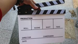 Tableau magnétique en acrylique pour réalisateur de cinéma, tableau noir avec gomme, tableau de claquement pour réalisateur, ardoise pour les fans de cinéma - Product Image 3