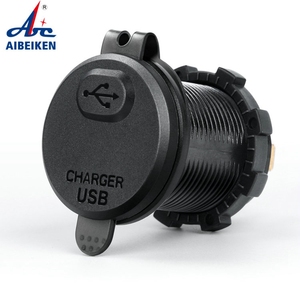 Marine IP65 QC3.0 Accesorio de la toma de corriente de salida de 12-24V <span class=keywords><strong>2</strong></span>.1A con interruptor de encendido-apagado y medidor de voltaje Cargador de coche USB - Product Image 1