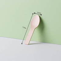 Cuillère à crème glacée en bois de différentes tailles pour vos gobelets en papier