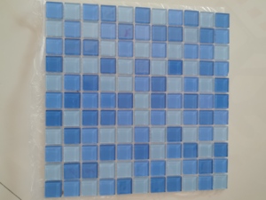 Piastrelle in Vetro a Mosaico di Alta Qualità QED per Piscine di Hotel e Rivestimenti Cucina con Colori Blu - Product Image 6