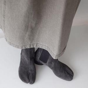 Bottines plates à bout fendu en cuir véritable et daim, style vintage vieilli gris, pour femme, collection 2026 - Product Image 3