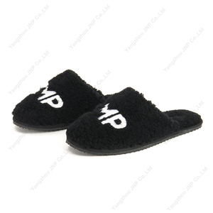 Logo ricamato personalizzato da <span class=keywords><strong>uomo</strong></span> sfocato inverno soffice pile nero Shearling pelliccia scivoli pantofole produttore - Product Image 3