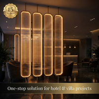 Cloison décorative de luxe en acier inoxydable avec écran LED dimmable découpé au laser pour restaurant, bar ou séparateur de pièce