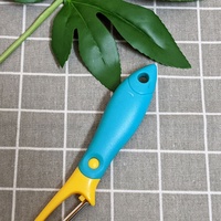 UJ-GP182 Keuken- en huishoudelijke plastic fruit- en groenteschiller