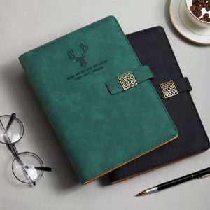 Carnet A5 en cuir PU personnalisé avec logo, porte-stylo intégré, idéal pour la vente en gros - Product Image 1