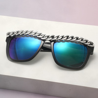 Lunettes de soleil carrées Hop Punk Chain 2026, protection UV pour les fêtes