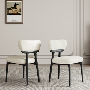 Chaise rembourrée en bois massif pour salle à manger, usage adulte - Product Image 3