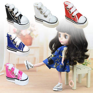 <span class=keywords><strong>Mini</strong></span> chaussures à doigts de 3.5CM, chaussures de poupée, porte-clés en toile, chaussures mignonnes de <span class=keywords><strong>Skate</strong></span>, de danse, de touche <span class=keywords><strong>pour</strong></span> break Dance - Product Image 5