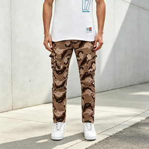 Pantalon cargo camouflage désert pour homme, coupe slim, extensible, multi-poches latérales, style streetwear hip-hop - Product Image 1