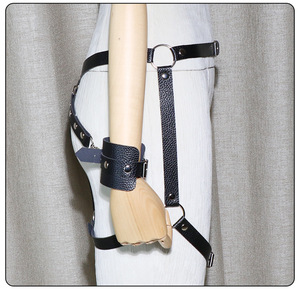 ベストセラー 大人向けカップル用代替セックス玩具 ベッド用SMアームハンドカフ 拘束牽引代替玩具 BDSMボンデージハーネス - Product Image 2