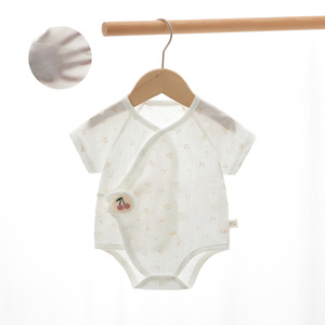 Combinaison pour bébé à manches courtes en coton fin unisexe, combinaison d'été avec patch cerise, taille 50/44 - Product Image 1