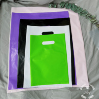 Sac en plastique pour les courses biodégradable à poignée plaquée découpée à l'emporte-pièce à bas prix PE avec sacs en plastique imprimés avec propre logo