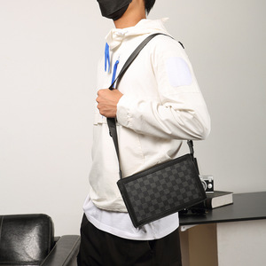 Sac à bandoulière pour <span class=keywords><strong>homme</strong></span> de luxe haut de gamme, petit sac messager, personnalisable avec impression intégrale, polyester imperméable, cuir PU, <span class=keywords><strong>tendance</strong></span> - Product Image 3