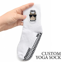 Chaussettes de yoga antidérapantes à motif brodé de dessins animés, chaussettes de Pilates mi-mollet avec grip en silicone et soutien de la voûte plantaire