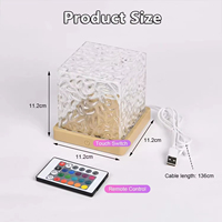 Lampada Notturna LED 3D con Effetto Acqua Ondulante a 16 Colori - Luce Luminosa a Cubo di Cristallo, Lampada Decorativa Calda per Casa, Camera da Letto, Ufficio, Regalo