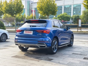 Le nouveau et d'occasion Aud-i <span class=keywords><strong>Q3</strong></span> 2025 Version quattro <span class=keywords><strong>35</strong></span> <span class=keywords><strong>TFSI</strong></span> Sport Dynamic Model Fuel Suv de la marque allemande est disponible à la vente - Product Image 4