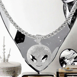 Collier pendentif visage d'alien en argent sterling 925 avec moissanite, diamant taille brillant rond, bijoux hip-hop, cadeau pour homme - Product Image 4