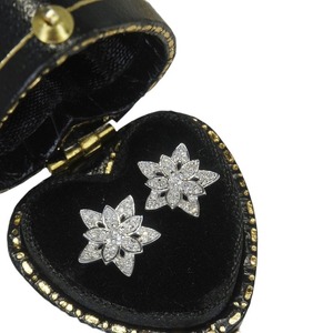 Orecchini a Perno con Intarsi Floreali per Donne, Stile Delicato da Giardino, Gioielli per Orecchie alla Moda per Uso Quotidiano - Product Image 5