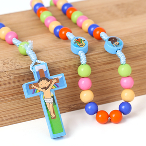 Precio de fábrica, cuentas redondas de 8mm, Cruz de bebé de dibujos animados, collar de Rosario católico colorido para niños, regalos cristianos - Product Image 5