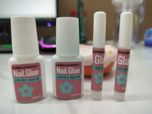 Colle à ongles ZT129 GUOELEPHANT 5g X3, adhésif acrylique ultra-résistant à appliquer au pinceau pour ongles - Product Image 4