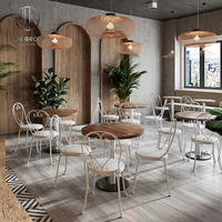 Table en bois massif personnalisé et ensemble de chaises en métal meubles de restaurant en gros pour café et café application de salle à manger