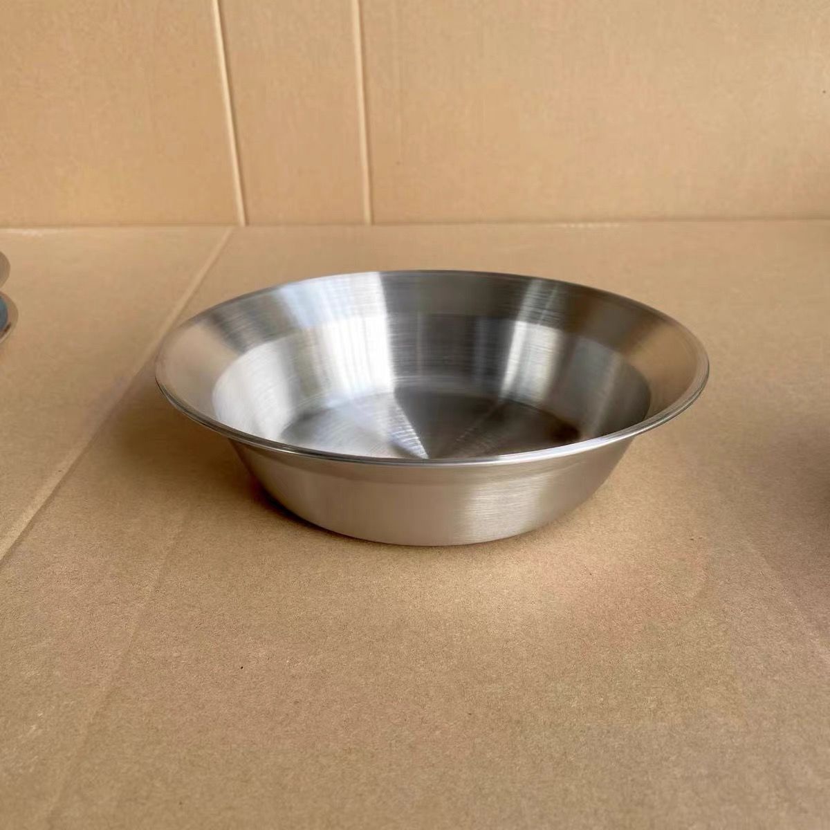 Bol à soupe de pique-nique peu profond de 18 cm