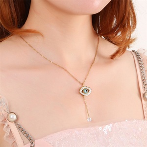 Ensemble collier et boucles d'oreilles œil porte-bonheur en cristal plaqué or 18 carats pour femme - Mariage, fiançailles, anniversaire, fête - Product Image 6