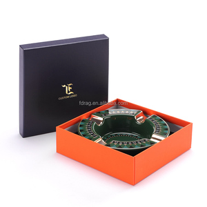 Cenicero de cigarro de cerámica de porcelana con ranura de lámina de oro de lujo de forma redonda con diseño de logotipo personalizado y caja de regalo - Product Image 3