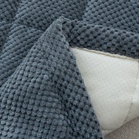 Housse de canapé unie en velours côtelé pour salon, coussin de canapé 3 places droit, housse de canapé antidérapante en peluche à motifs à carreaux