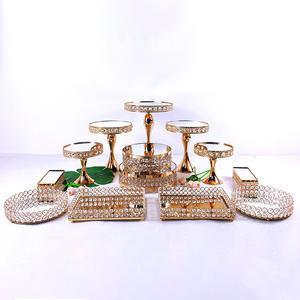 Juego de Soportes Cuadrados de Metal Dorado de Lujo para Tartas, 15 Piezas - Modernos Soportes Elevados para Exhibición de Postres en Bodas, Fiestas, Cumpleaños y Decoración de Mesas para Eventos - Product Image 4