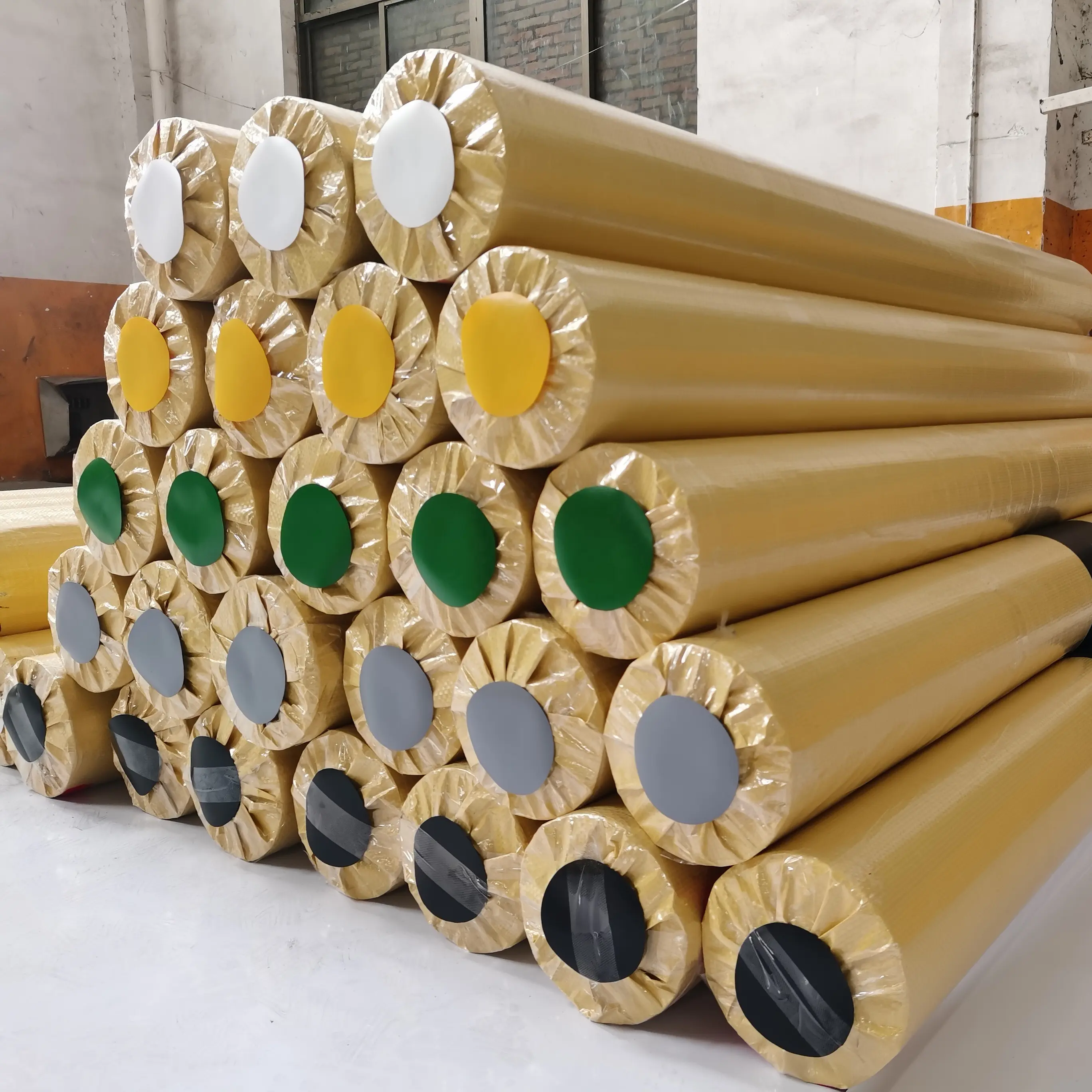 Waterproof 850g/sqm PVC Coated Vinyl Polyester Tarpaulin Roll PVC tensile fabric