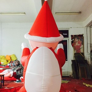 Venta al por mayor <span class=keywords><strong>de</strong></span> fábrica: Modelo inflable <span class=keywords><strong>de</strong></span> Papá Noel <span class=keywords><strong>de</strong></span> tela Oxford para escalar paredes, suministros festivos, modelo <span class=keywords><strong>de</strong></span> aire <span class=keywords><strong>de</strong></span> Papá Noel para coche. - Product Image 4