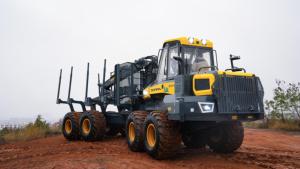 รถขนส่งไม้ XUVOL แบบ 8 ล้อ พร้อมอุปกรณ์ป่าไม้  มอเตอร์หลักสำหรับจัดการเครื่องจับไม้ซุง - Product Image 3