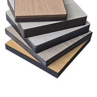 Stratifié de bois commercial 0.7mm HPL panneau cloison de toilette étanche à pression continue avec finition de texture pour dessus de table