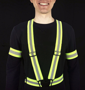 Colete de segurança reflexivo para corrida, equipamento de corrida, alta visibilidade, cinto reflexivo, tecido elástico confortável de poliéster, para homens e mulheres - Product Image 4