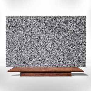 Granit blanc Clean Finish P, aspect blanc uniforme, taches naturelles subtiles, dalle de pierre de qualité supérieure, surface de comptoir élégante - Product Image 1