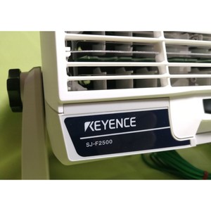 พัดลมไอออนไฟฟ้าสถิต Keyence SJ-F2010 แรงดันไฟฟ้า 24V หัวต่อแรงดันอากาศ 26 มม. สำหรับใช้ในห้องคลีนรูม - Product Image 2