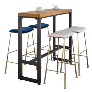 Meubles <span class=keywords><strong>de</strong></span> <span class=keywords><strong>bar</strong></span> à café tendance, <span class=keywords><strong>tabouret</strong></span> haut <span class=keywords><strong>de</strong></span> comptoir en métal doré luxueux avec siège en <span class=keywords><strong>velours</strong></span> courbé - Product Image 6
