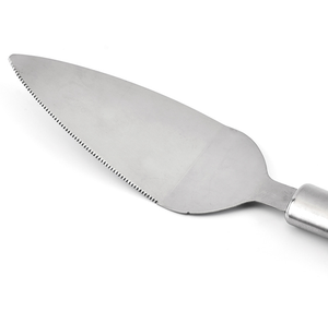 Espátula para Cortar Pizza y Pastel de Acero Inoxidable DFC1118 con Mango Redondo - Product Image 3