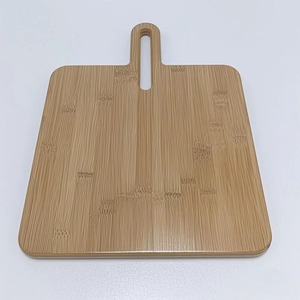 Planche à découper en bambou Mototake 35x47x2cm avec poignée pour la découpe et le service en cuisine - Product Image 4
